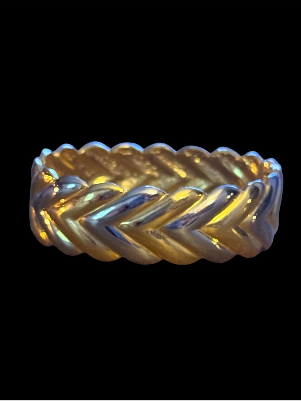 Vintage two tone chevron pattern hinged bangle bracelet